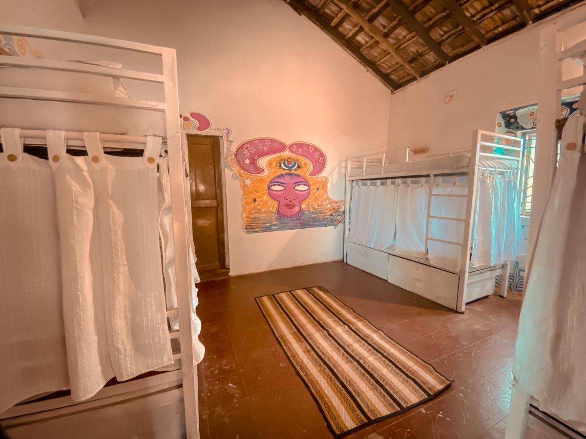 Gaia Hostels Anjuna Luaran gambar