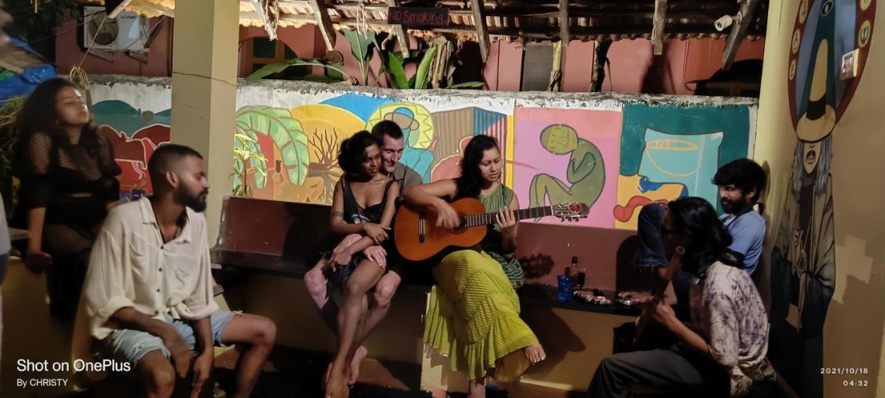 Gaia Hostels Anjuna Luaran gambar