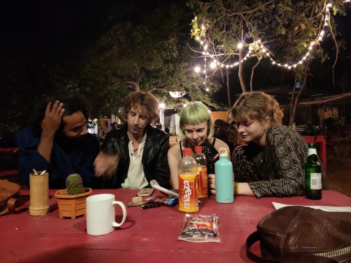 Gaia Hostels Anjuna Luaran gambar